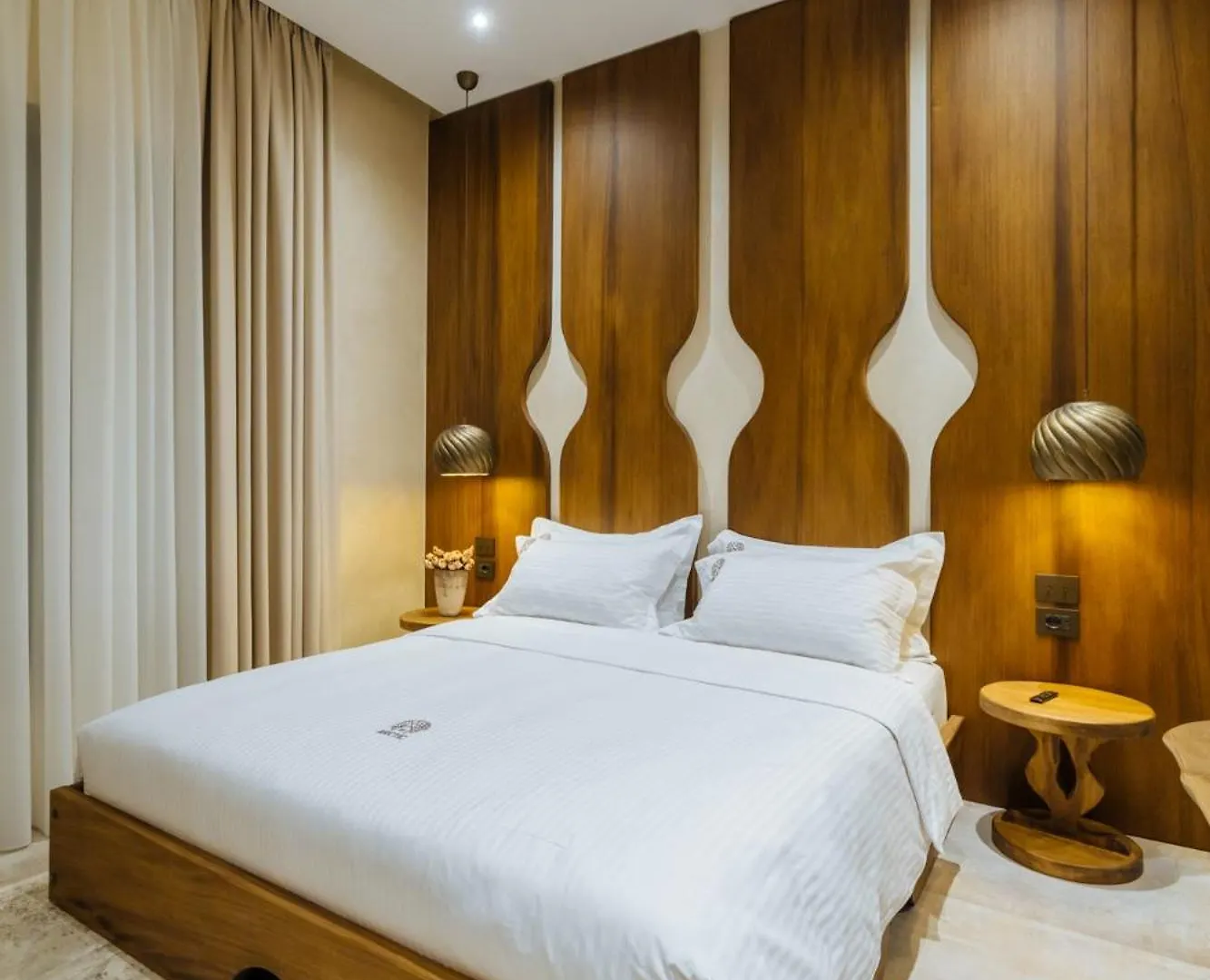 Arctic Boutique Hotel Korce