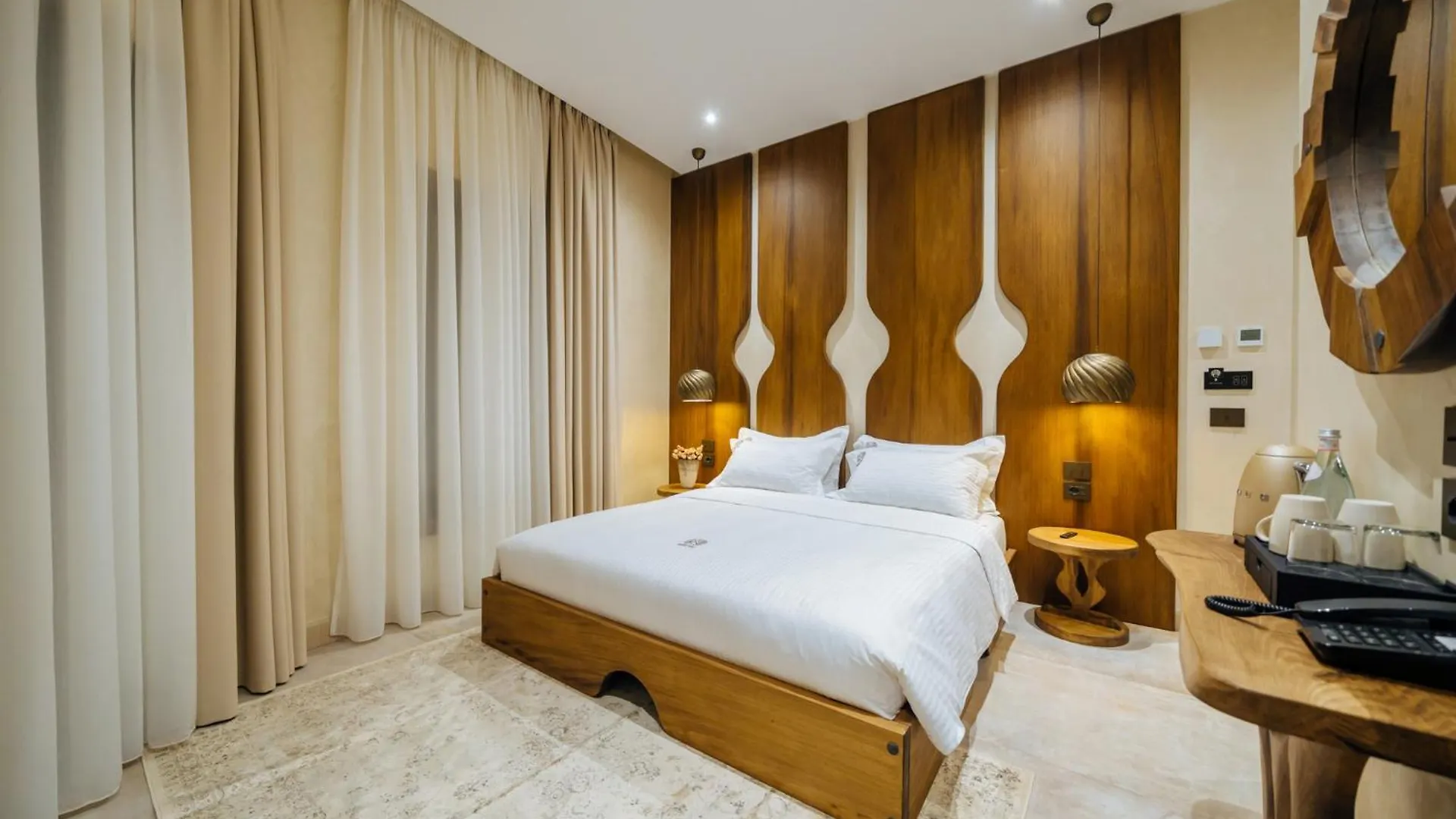Arctic Boutique Hotel Korce